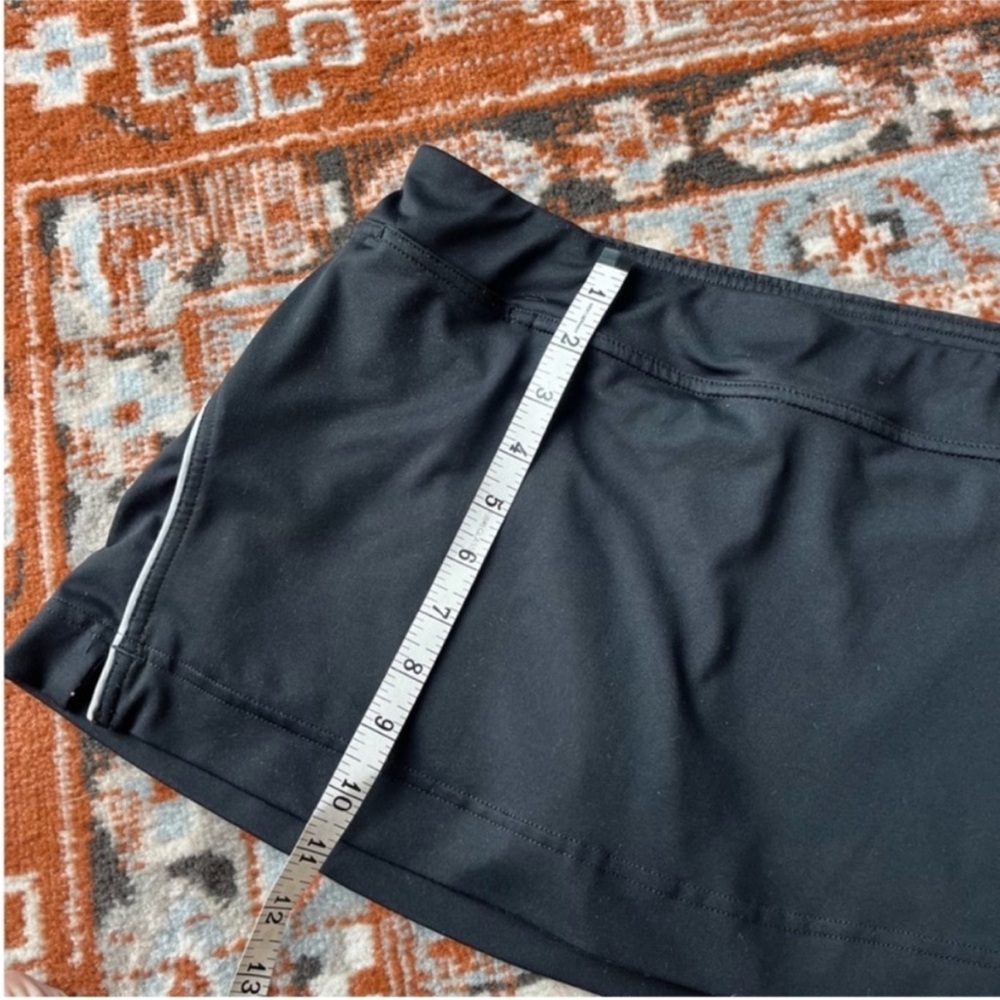 Low rise athletic skirt - Picture 5 of 6